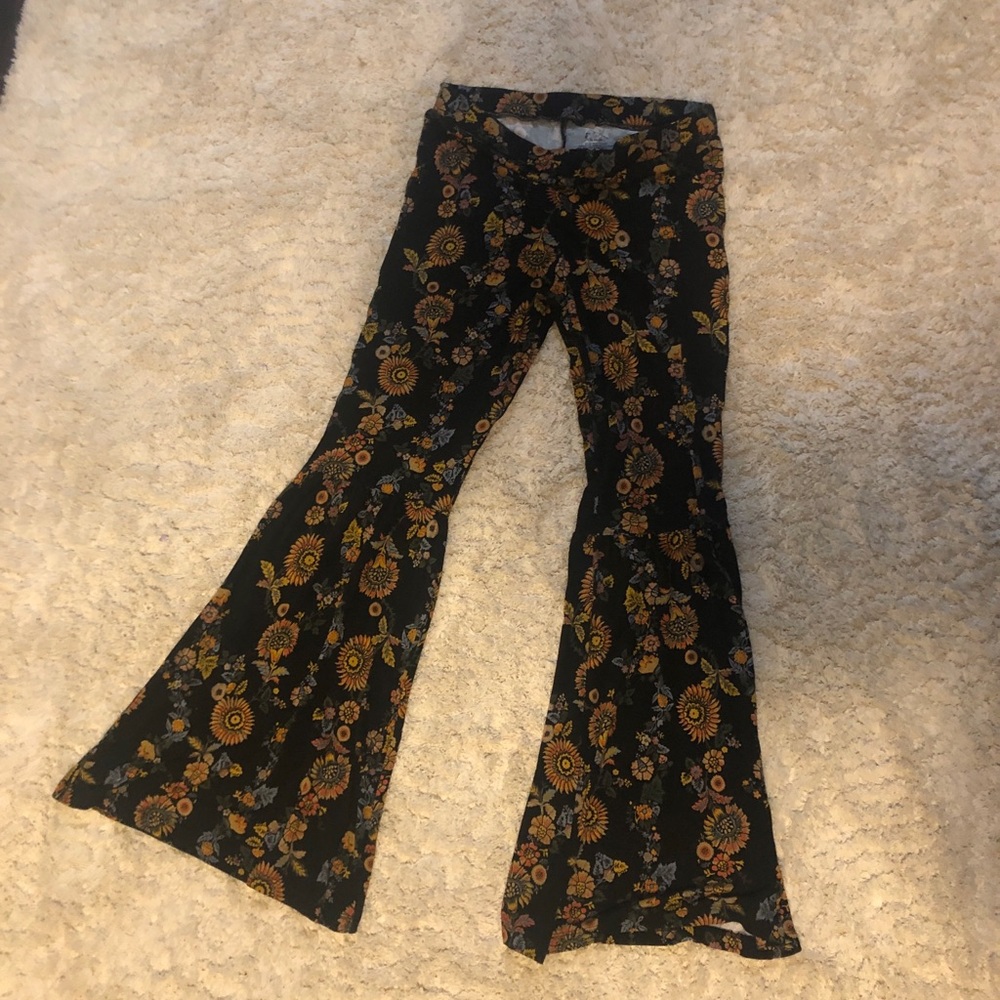 flare bottom pants